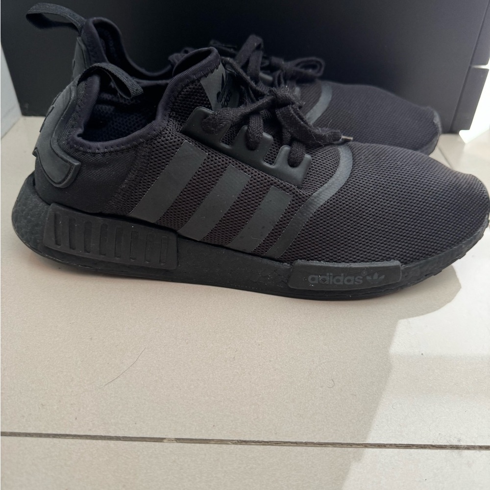ADIDAS NMD  SIZE 13 good condition